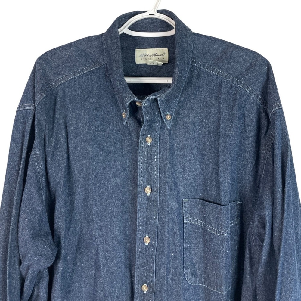 Eddie Bauer Denim Button Down Shirt Mens XL Blue Long Sleeve Cotton Workwear